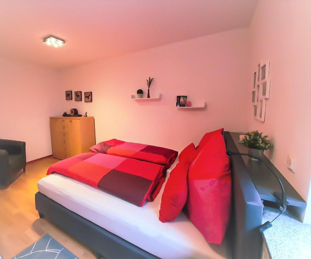 Ferienwohnung"Am Geisse Felsje" Kirkel Ngoại thất bức ảnh