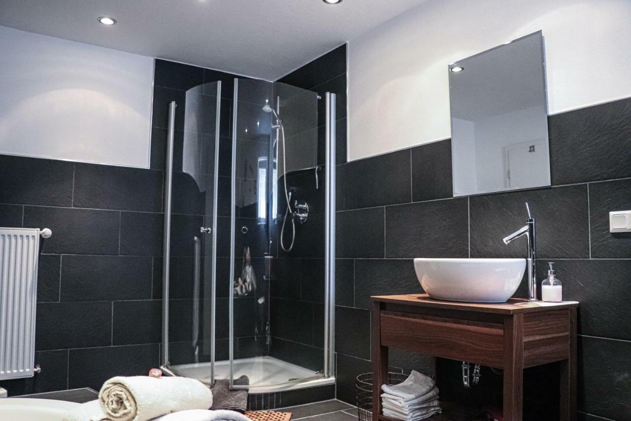 Ferienwohnung"Am Geisse Felsje" Kirkel Ngoại thất bức ảnh